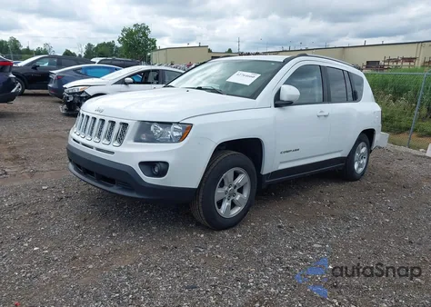 2017 Jeep Compass Latitude Fwd z USA, uszkodzony, nr VIN 1C4NJCEB7HD182685